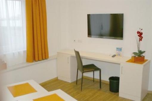 фото отеля Hotel Zum Senner Schlitters