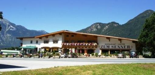 фото отеля Hotel Zum Senner Schlitters