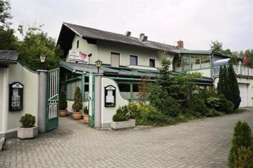 фото отеля Gasthaus Hotel Feldschlange