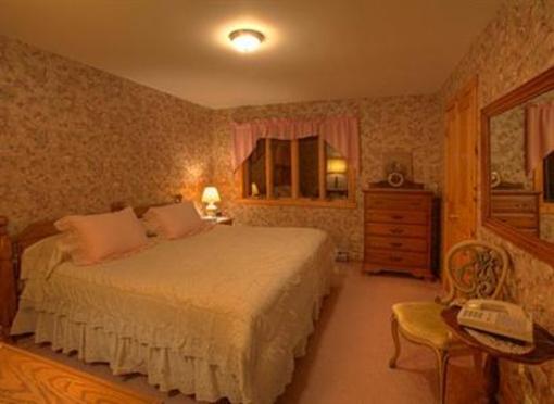 фото отеля The Alpine Inn