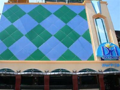 фото отеля Dollhouse Hotel & Cafe Angeles City