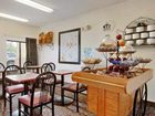 фото отеля Clemmons Super 8 Motel