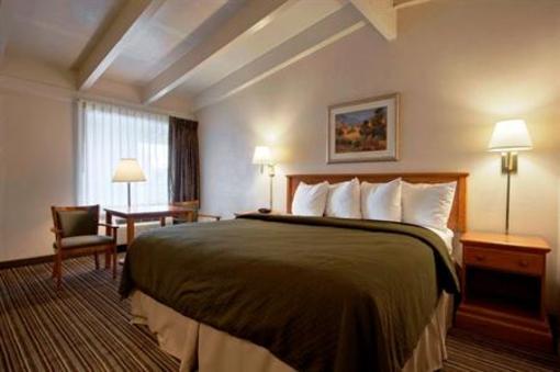 фото отеля BEST WESTERN El Rancho Palacio