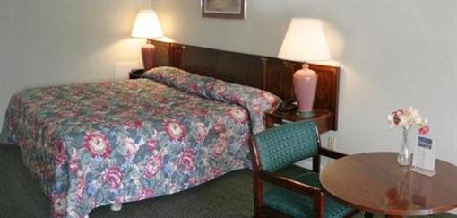 фото отеля Express Inn Hartselle