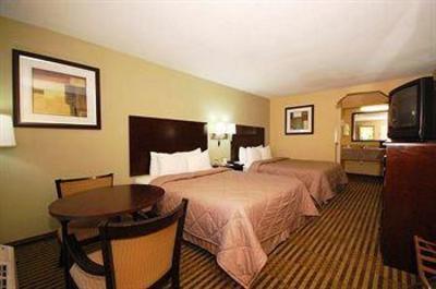фото отеля Quality Inn Mt. Pleasant