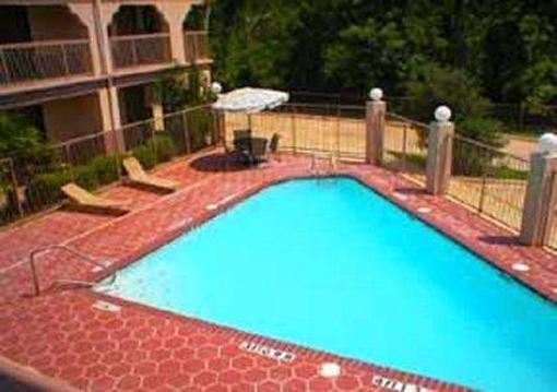 фото отеля Quality Inn Mt. Pleasant