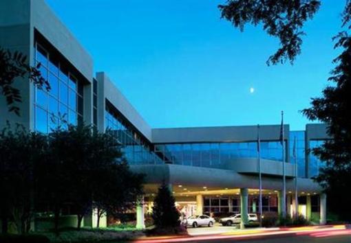 фото отеля Melville Marriott Long Island