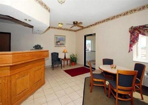 фото отеля Econo Lodge West Fargo