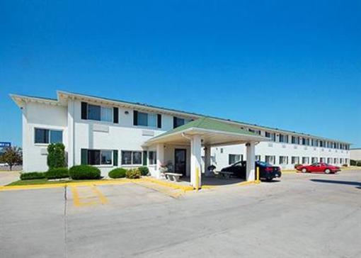 фото отеля Econo Lodge West Fargo