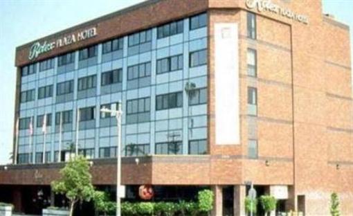 фото отеля Rotex Hotel And Condo