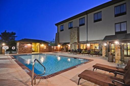 фото отеля Best Western Plus Emory At Lake Fork Inn & Suites