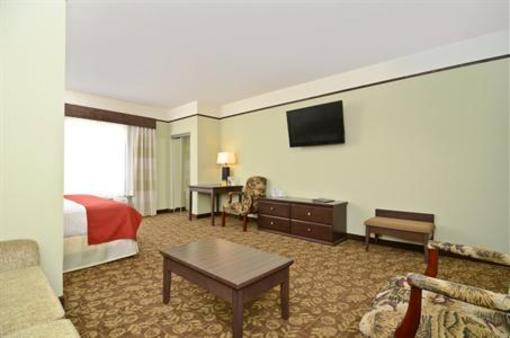 фото отеля Best Western Plus Emory At Lake Fork Inn & Suites