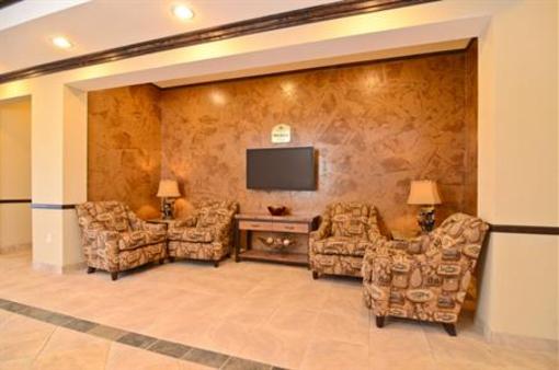 фото отеля Best Western Plus Emory At Lake Fork Inn & Suites