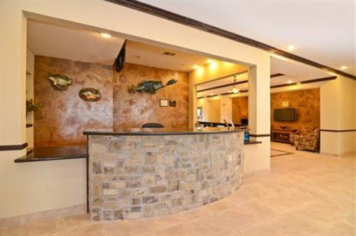 фото отеля Best Western Plus Emory At Lake Fork Inn & Suites