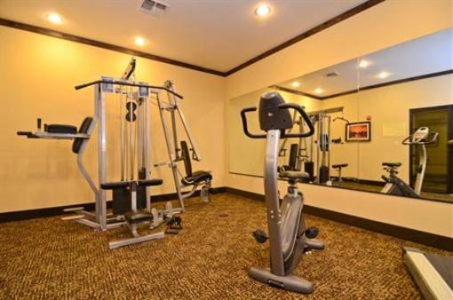 фото отеля Best Western Plus Emory At Lake Fork Inn & Suites