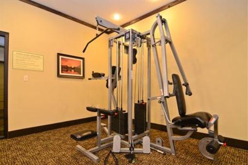 фото отеля Best Western Plus Emory At Lake Fork Inn & Suites