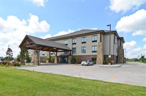 фото отеля Best Western Plus Emory At Lake Fork Inn & Suites