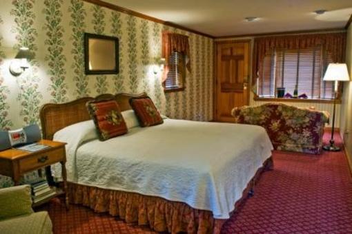 фото отеля Sandaway Waterfront Lodging