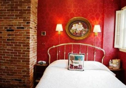 фото отеля Sandaway Waterfront Lodging