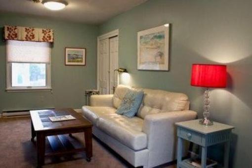 фото отеля Sandaway Waterfront Lodging