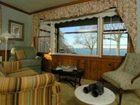 фото отеля Sandaway Waterfront Lodging