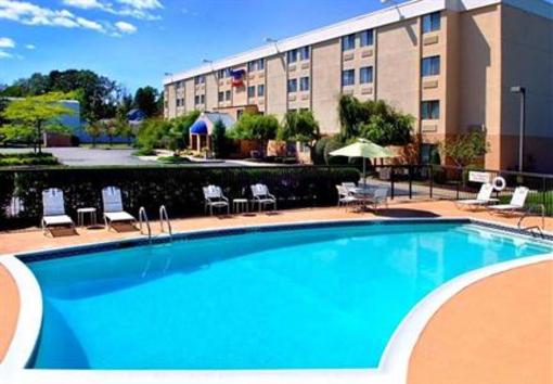 фото отеля Fairfield Inn Portsmouth Seacoast