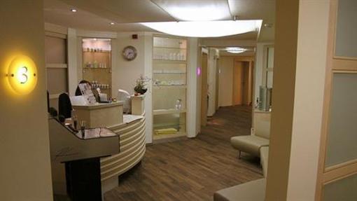 фото отеля Sport Und Wellnesshotel Held Fügen