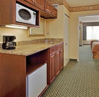 фото отеля Holiday Inn Express Hotel & Suites St. Louis West-O'Fallon