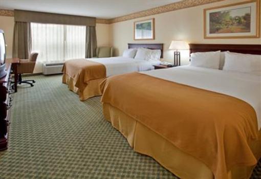 фото отеля Holiday Inn Express Hotel & Suites St. Louis West-O'Fallon