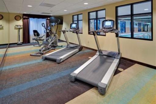 фото отеля Holiday Inn Express Hotel & Suites Warminster Doylestown