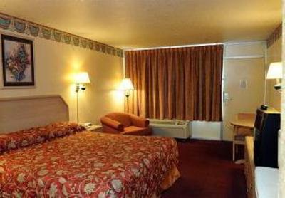 фото отеля America’s Best Inn Davenport