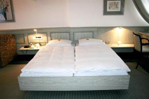 фото отеля Hotel Avenue Nuremberg