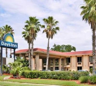 фото отеля Days Inn Orlando Universal Maingate