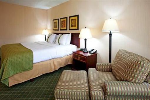 фото отеля Holiday Inn Buffalo International Airport