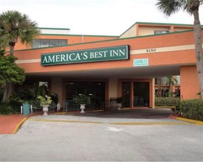 фото отеля America's Best Inn Main Gate East