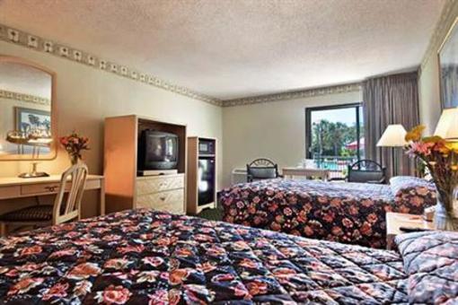 фото отеля America's Best Inn Main Gate East