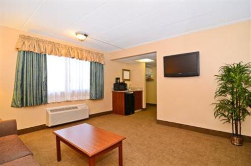 фото отеля BEST WESTERN Arrowhead Lodge