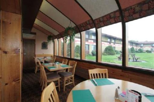 фото отеля BEST WESTERN Arrowhead Lodge