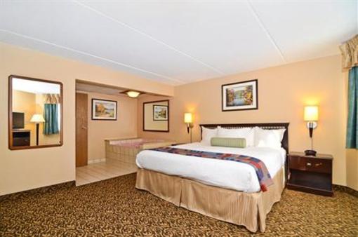 фото отеля BEST WESTERN Arrowhead Lodge