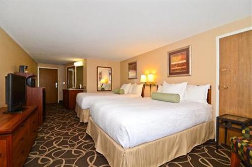 фото отеля BEST WESTERN Arrowhead Lodge