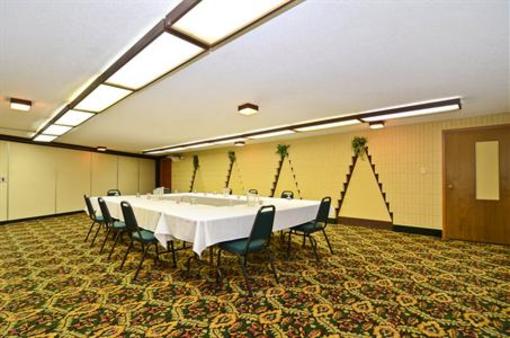 фото отеля BEST WESTERN Arrowhead Lodge