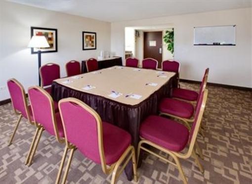 фото отеля Holiday Inn Express Chicago-Schaumburg