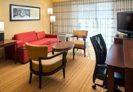 фото отеля Courtyard by Marriott Scottsdale Mayo Clinic