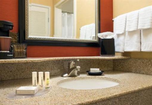 фото отеля Courtyard by Marriott Scottsdale Mayo Clinic