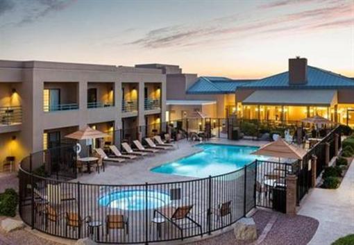фото отеля Courtyard by Marriott Scottsdale Mayo Clinic