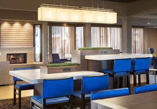 фото отеля Courtyard by Marriott Scottsdale Mayo Clinic