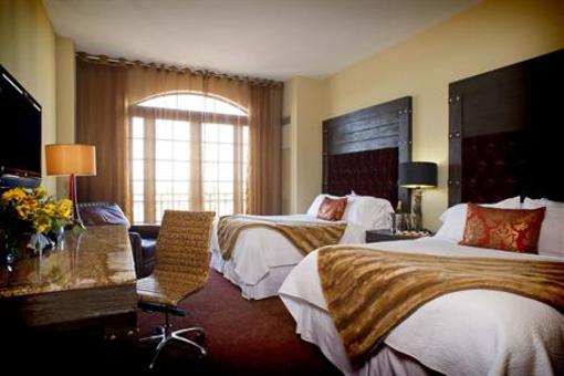фото отеля The Bohemian Hotel Savannah Riverfront Autograph Collection