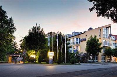 фото отеля Park Inn Munich East