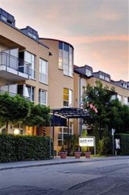 фото отеля Park Inn Munich East
