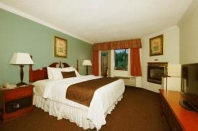 фото отеля BEST WESTERN Riverpark Inn & Conference Center Alpine Helen